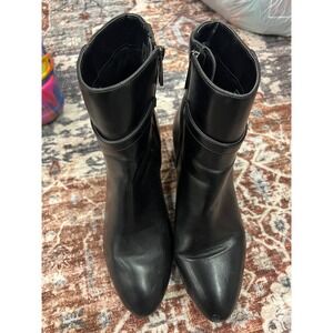 Anne Klein Akkerri Black Leather Ankle Boots Block Heel Size 7.5M
